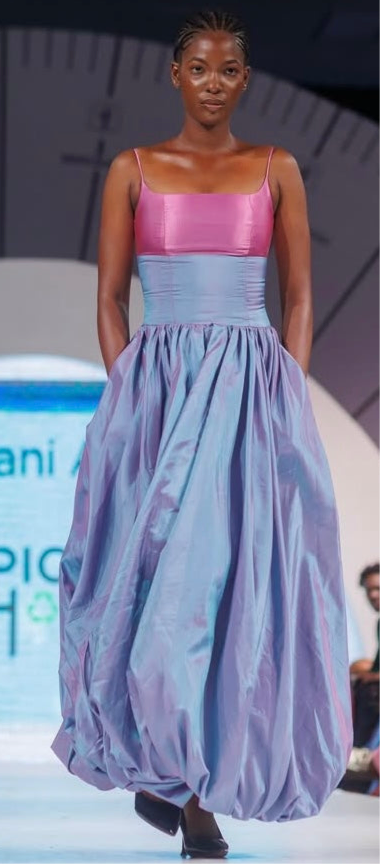 UWA DRESS