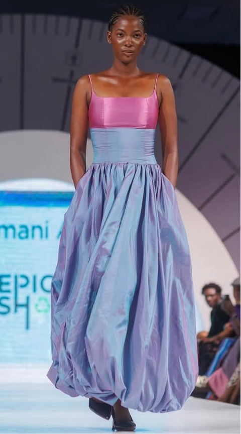 UWA DRESS