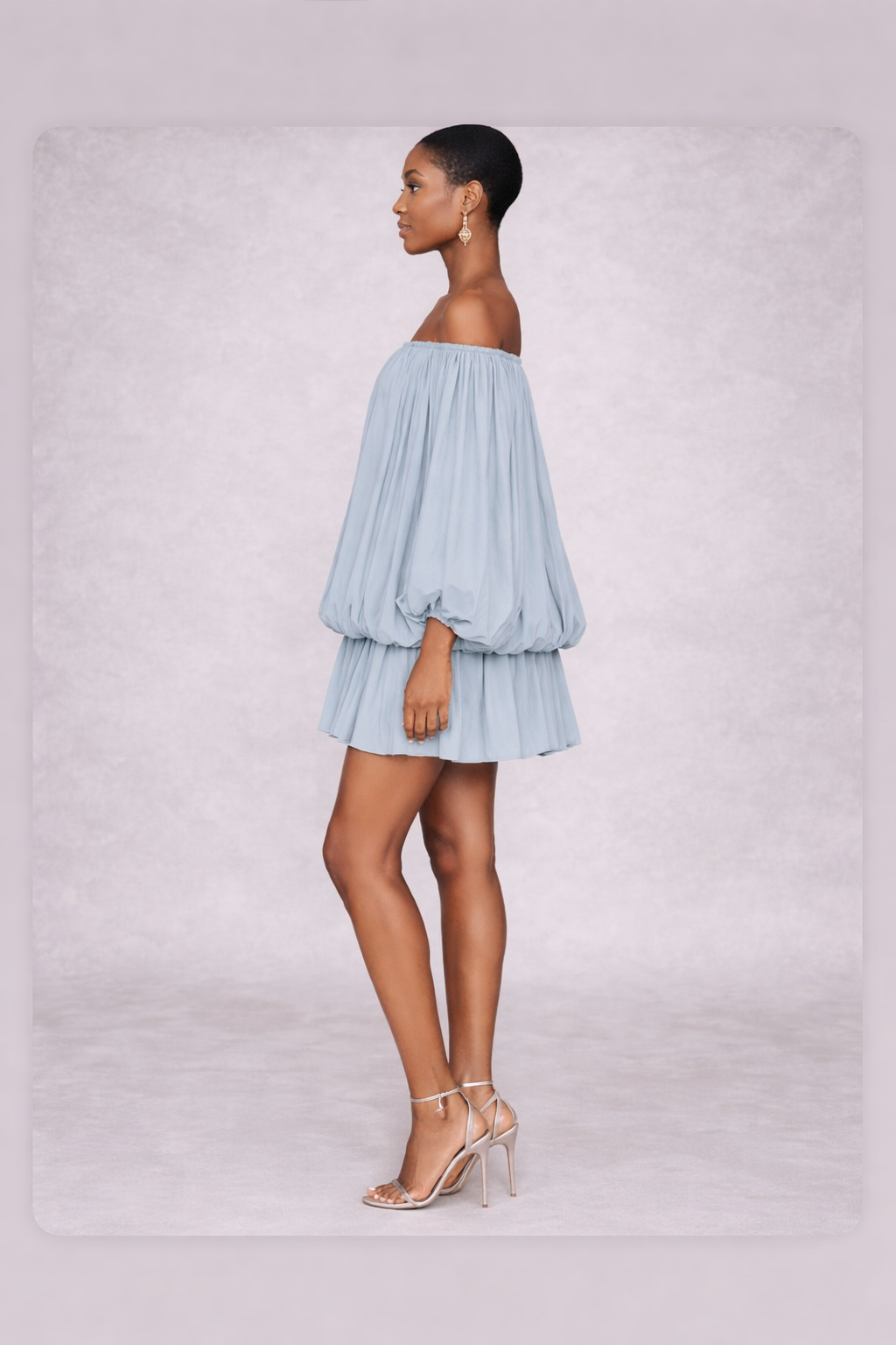 AURA DÉLICATE SHORT GOWN